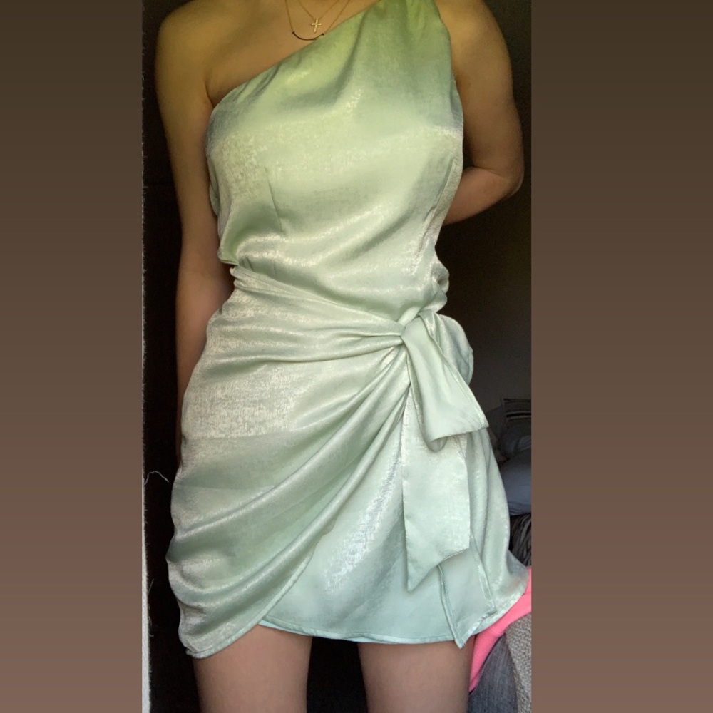 Beautiful, Never worn before dress!